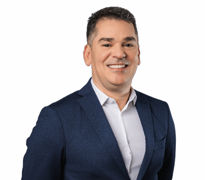 Dr. Emerson Costa - VIllas Dental Clinic