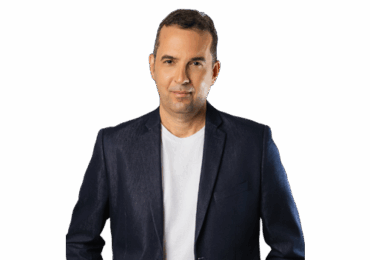 Dr Paulo Ney - Villas Dental Clinic